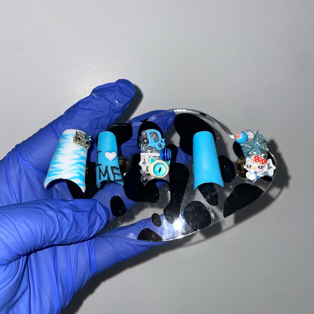 Custom Junk Press on Duck Nails (Medium Length)